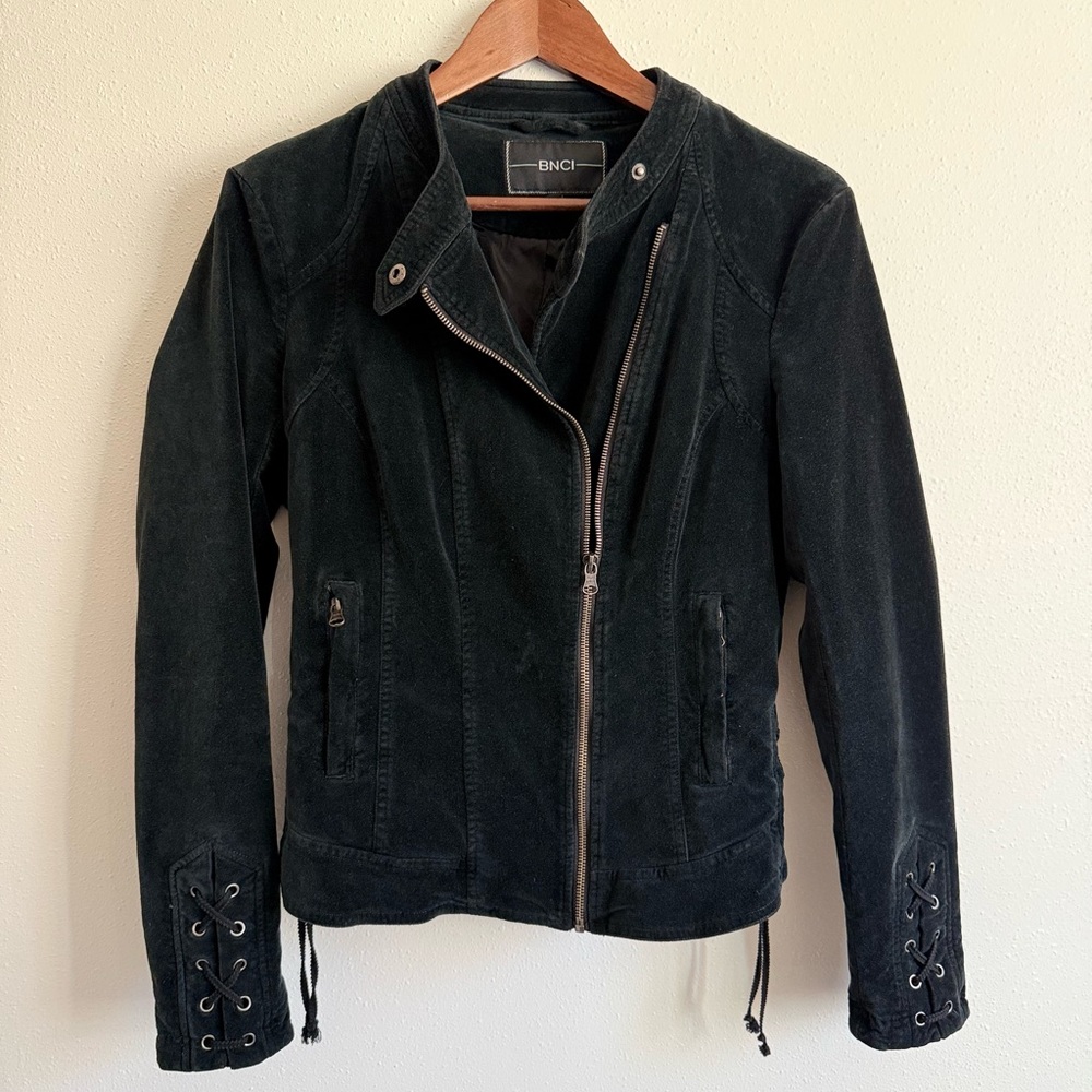 BNCI Black Velvet Moto Jacket Medium Asymmetrical Zip Lace-Up Cuffs